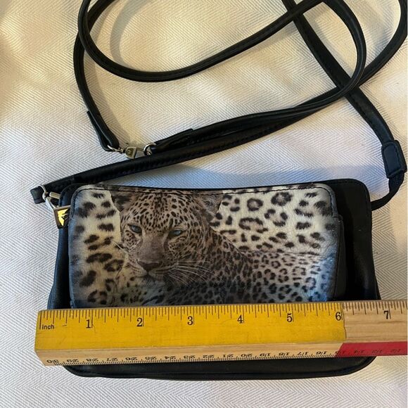 Rare 🔥 ICON Los Angeles‎ Snow Leopard designer leather crossbody bag, NWOT. - Picture 13 of 14